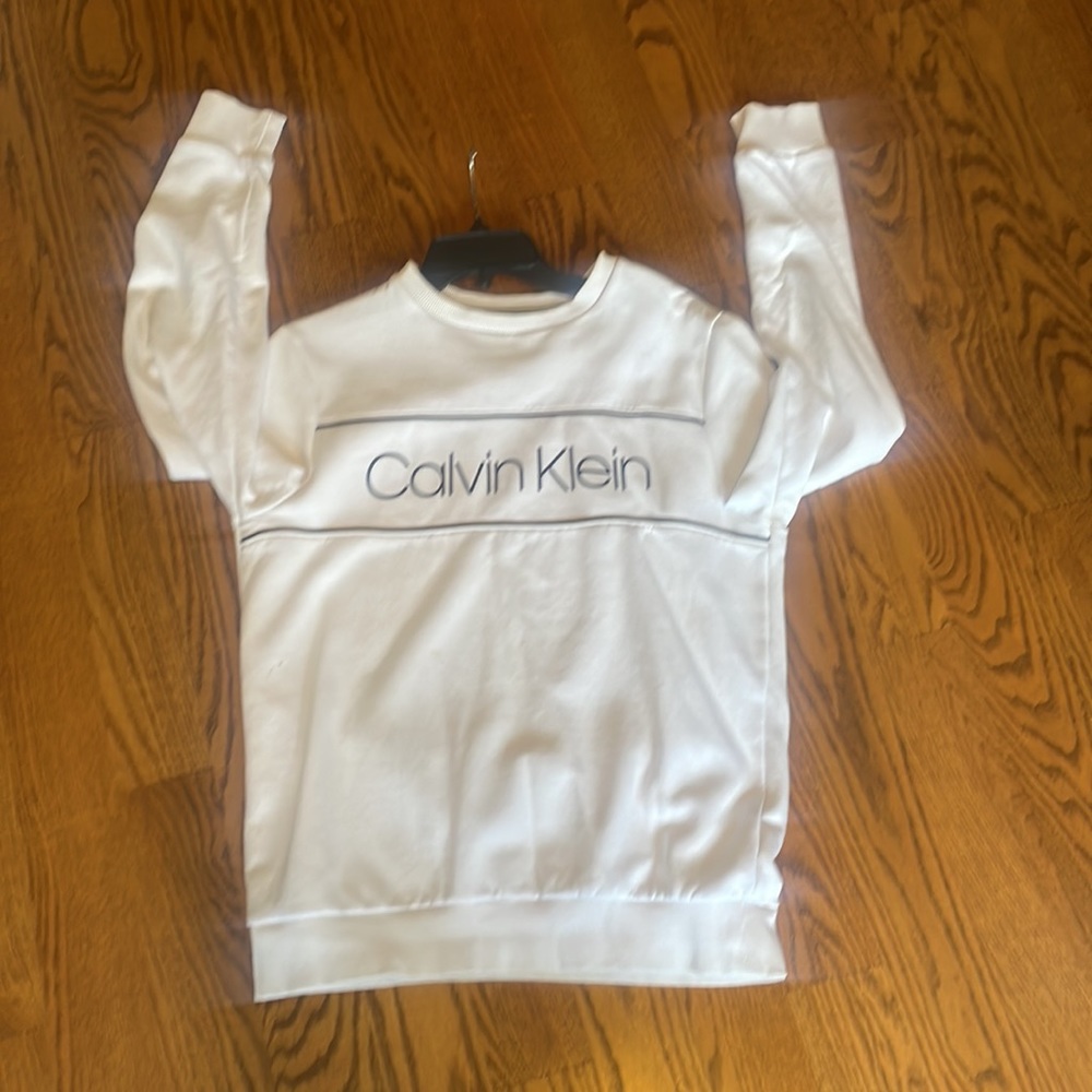 Long sleeve Calvin Klein size s good condition men